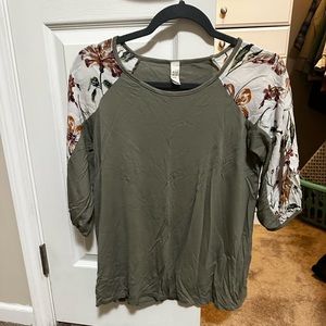Women’s Shirt